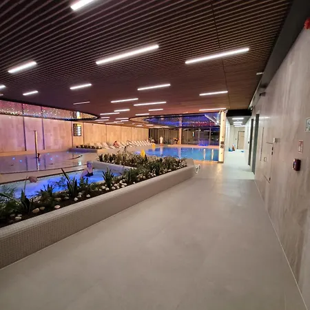 Wave Sea View & A756 *