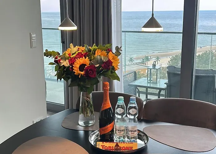 Апартаменты Wave Sea View & A756